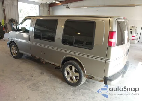 2003 GMC Savana Cutaway Standard/Standard W/C7L/C7N из США, поврежденный, VIN 1GDFG15T831116331